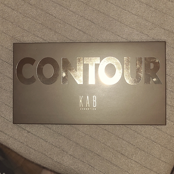 NEW - KAB contour palette ☆ - Picture 2 of 4